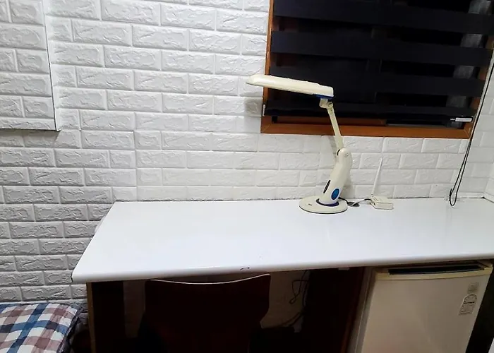 Bed and breakfast Male-only Single In Seoul, Quiet, Convenient Access To Anywhere In Seoul, Great View, Good Value, Shared Kitchen, Randomly Assigned Seúl