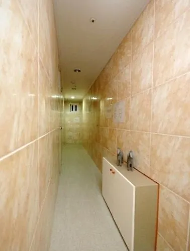 Male-only Single In Seoul, Quiet, Convenient Access To Anywhere In Seoul, Great View, Good Value, Shared Kitchen, Randomly Assigned Seúl