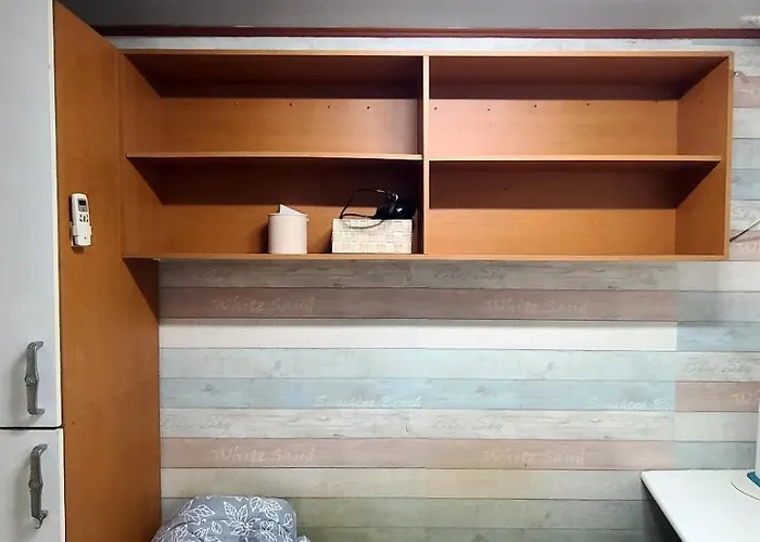 Bed and breakfast Male-only Single In Seoul, Quiet, Convenient Access To Anywhere In Seoul, Great View, Good Value, Shared Kitchen, Randomly Assigned